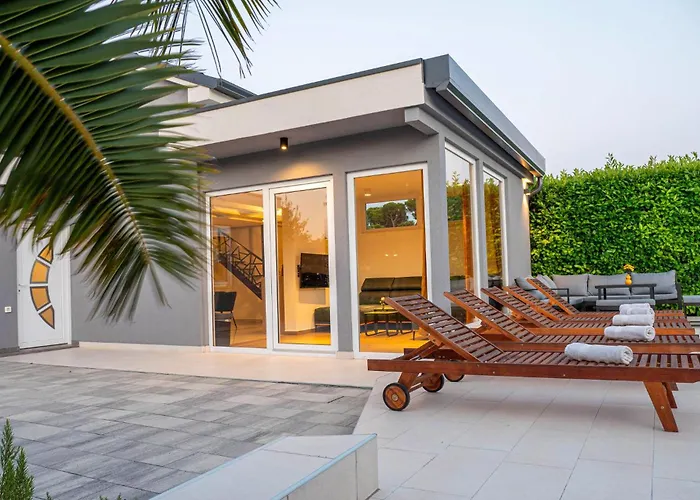 Stunning In Hébergement de vacances Pula